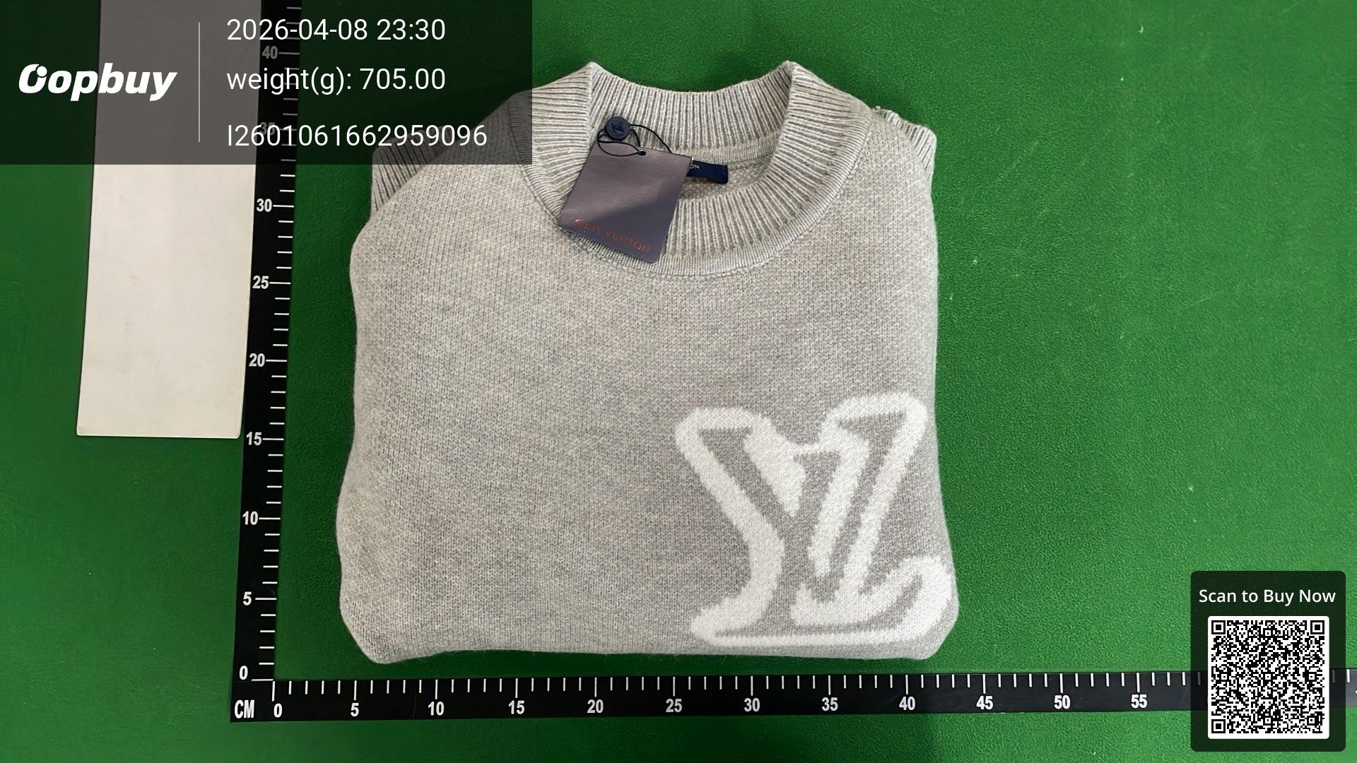 Foto QC 7 de Loewe Crewneck Sweater Anagram Pocket White
