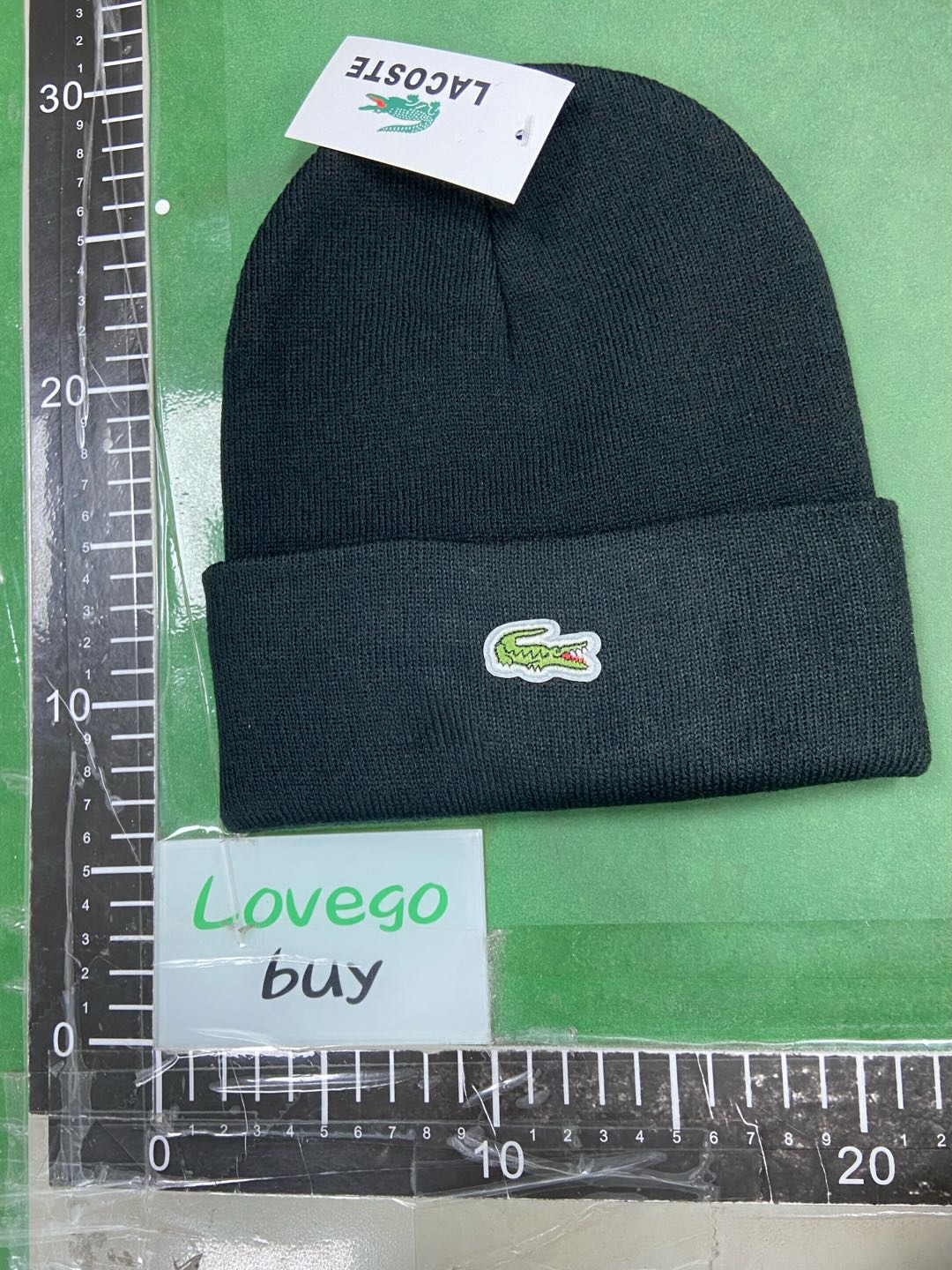 Foto QC 5 de Lacoste Crocodile Logo Beanie Black