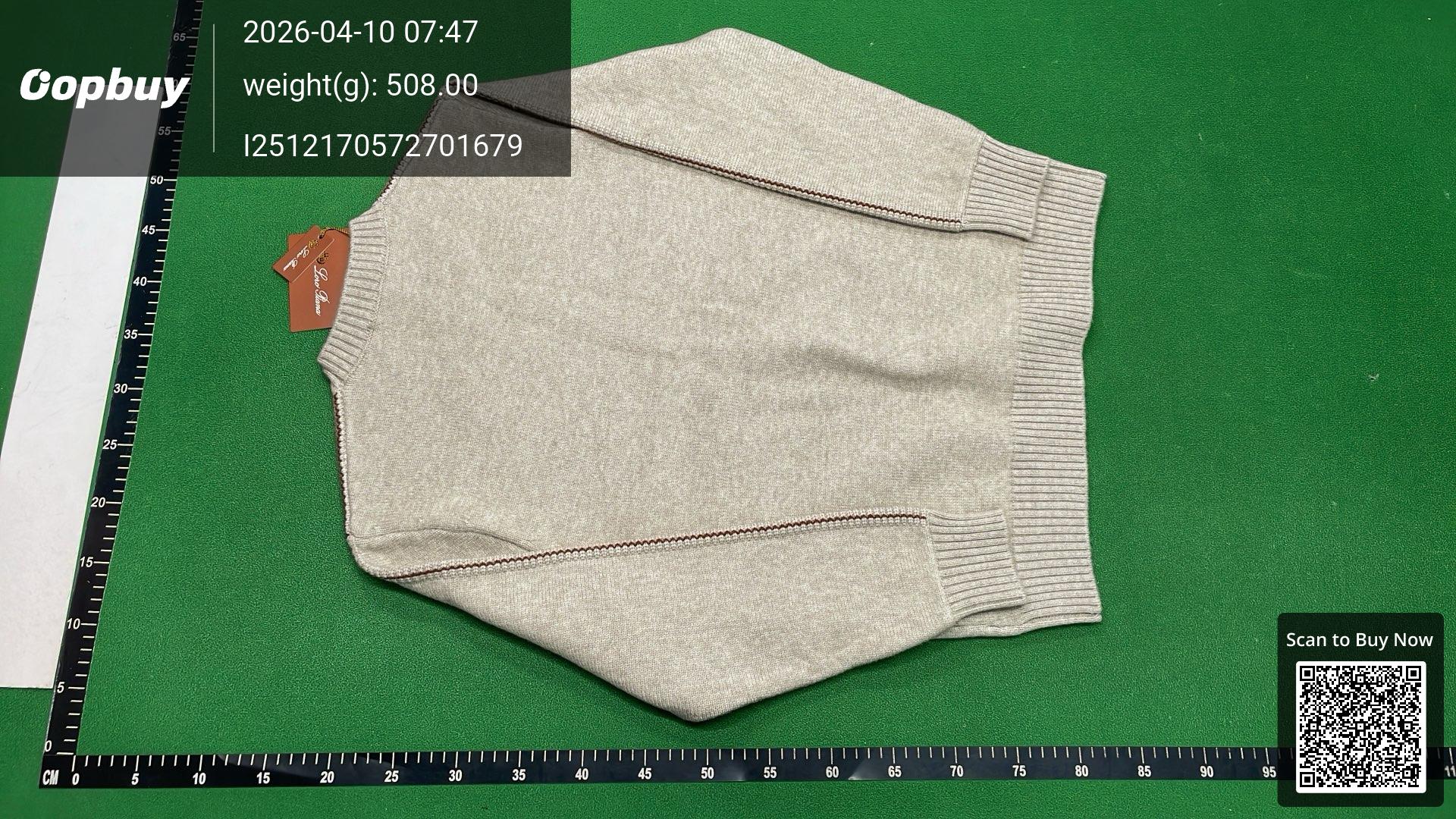 Foto QC 6 de Loro Piana Crewneck Sweater Knitted Wool Beige