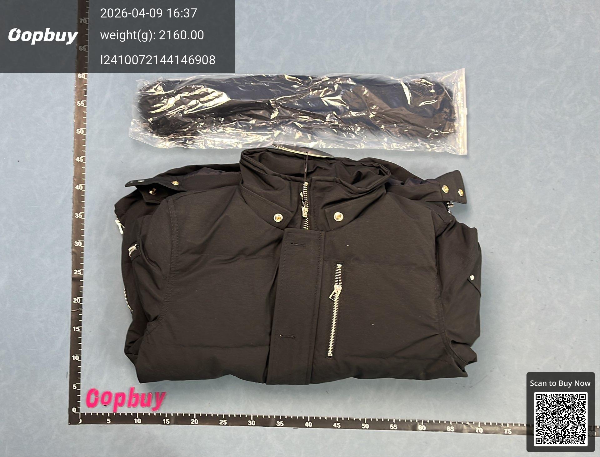 Foto QC 2 de Moose Knuckles Down Parka Jacket Fur Hood Pom-Poms White