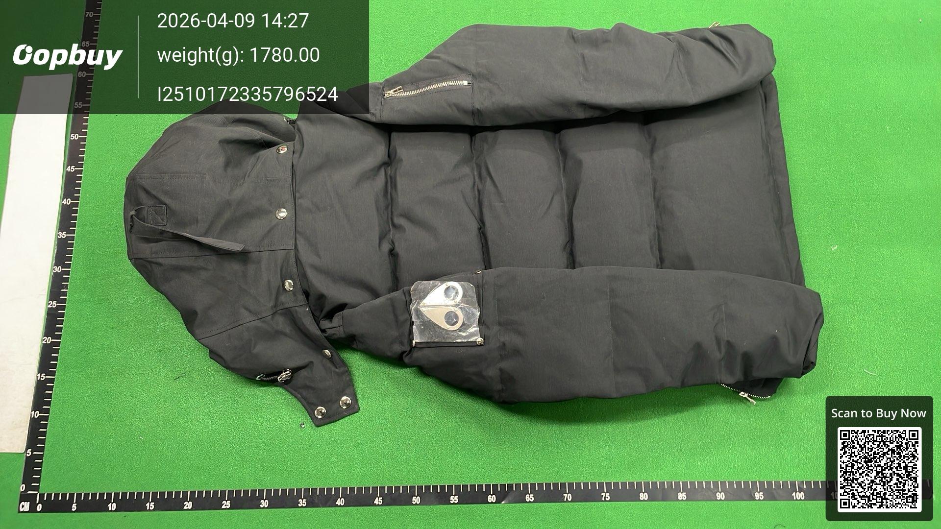 Foto QC 6 de Moose Knuckles Bomber Jacket Fur Trim Hood Down Black