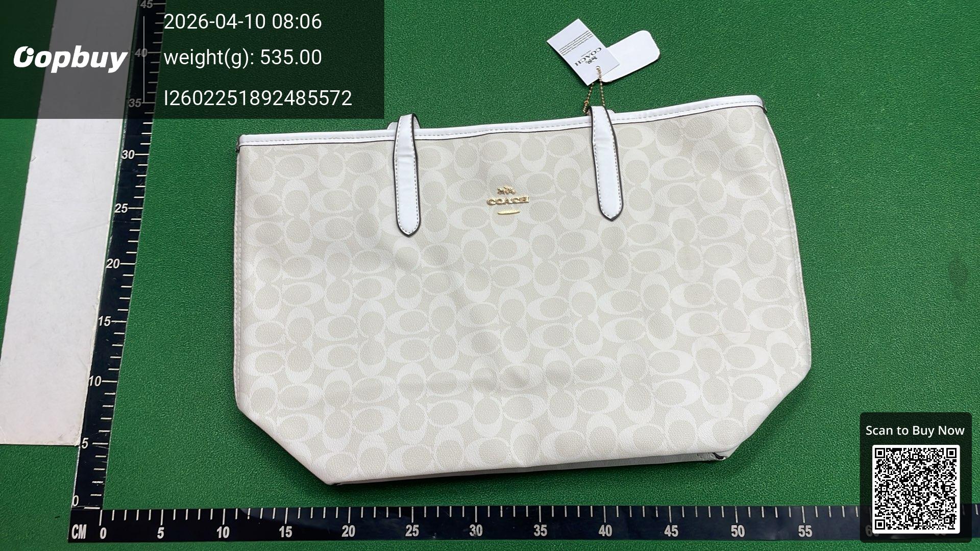 Foto QC 4 de Coach City Tote 33 Chalk Signature Canvas
