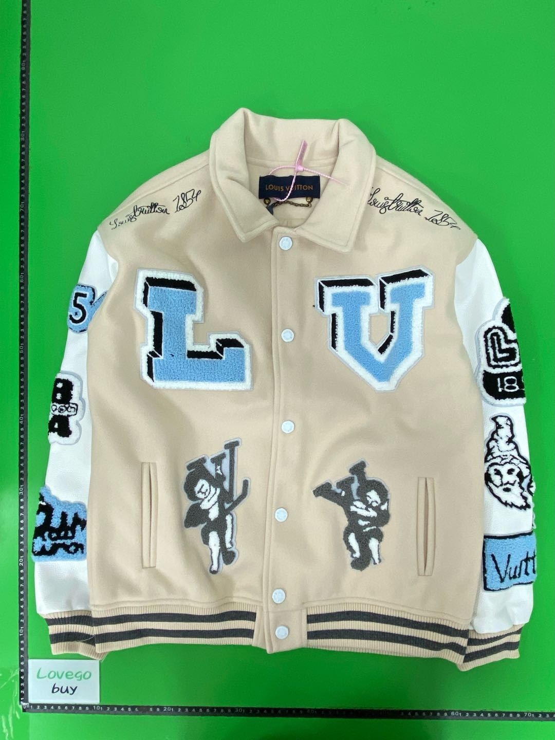 Foto QC 5 de Louis Vuitton Varsity Jacket Cartoon Patch Embroidery Beige White