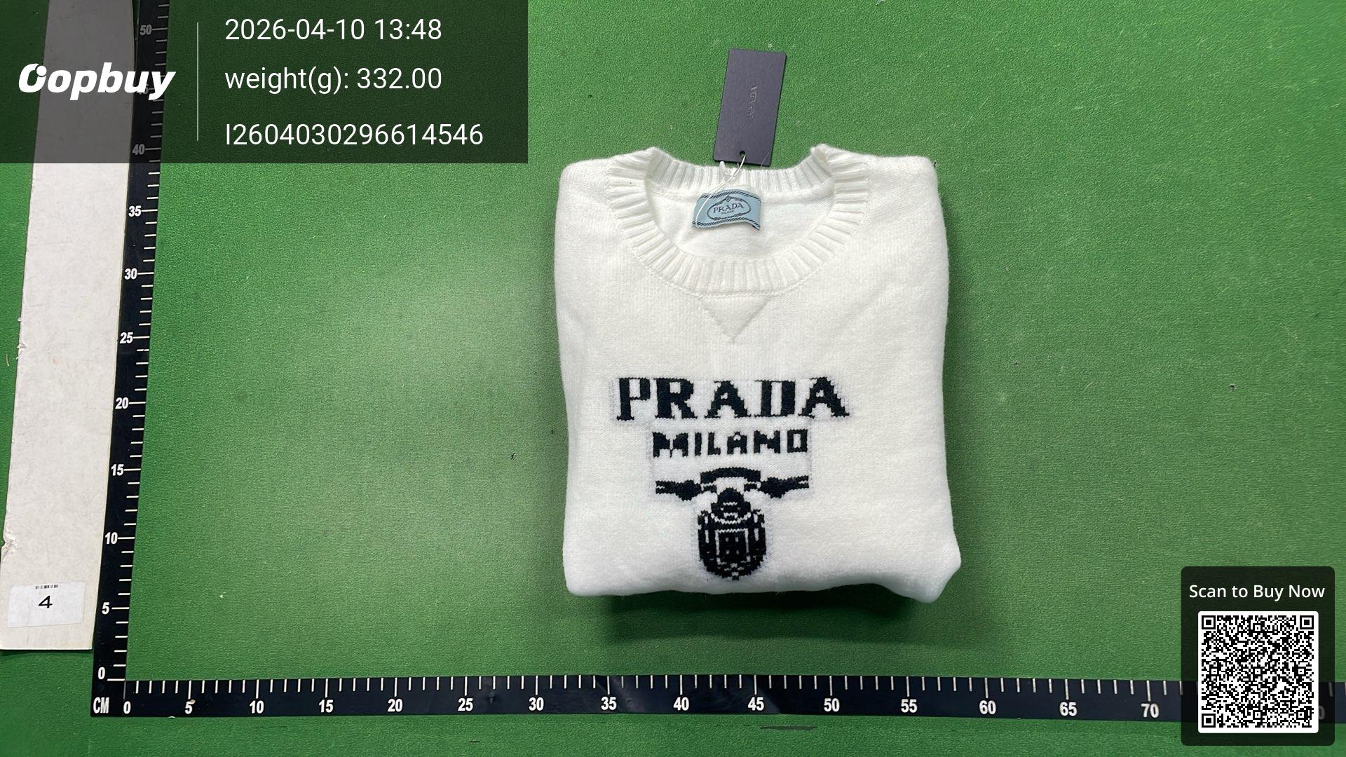 Foto QC 8 de Prada Logo Crest Crewneck Sweater Black
