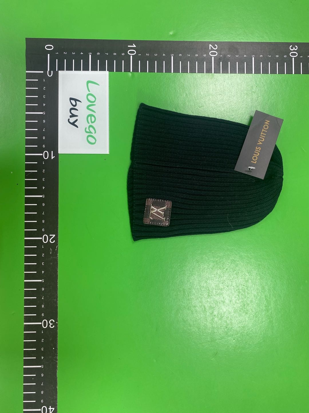 Foto QC 7 de Louis Vuitton Damier Patch Beanie Brown
