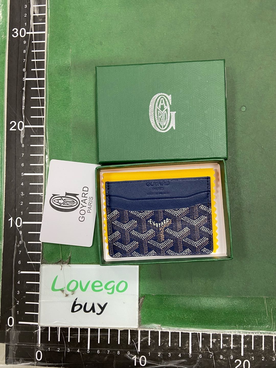 Foto QC 2 de Goyard Victoire Wallet Goyardine Sky Blue