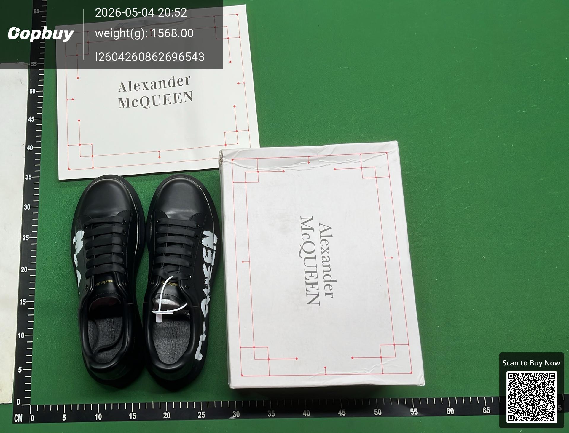 Foto QC 2 de Alexander McQueen Oversized Low White Black Graffiti HL141500813