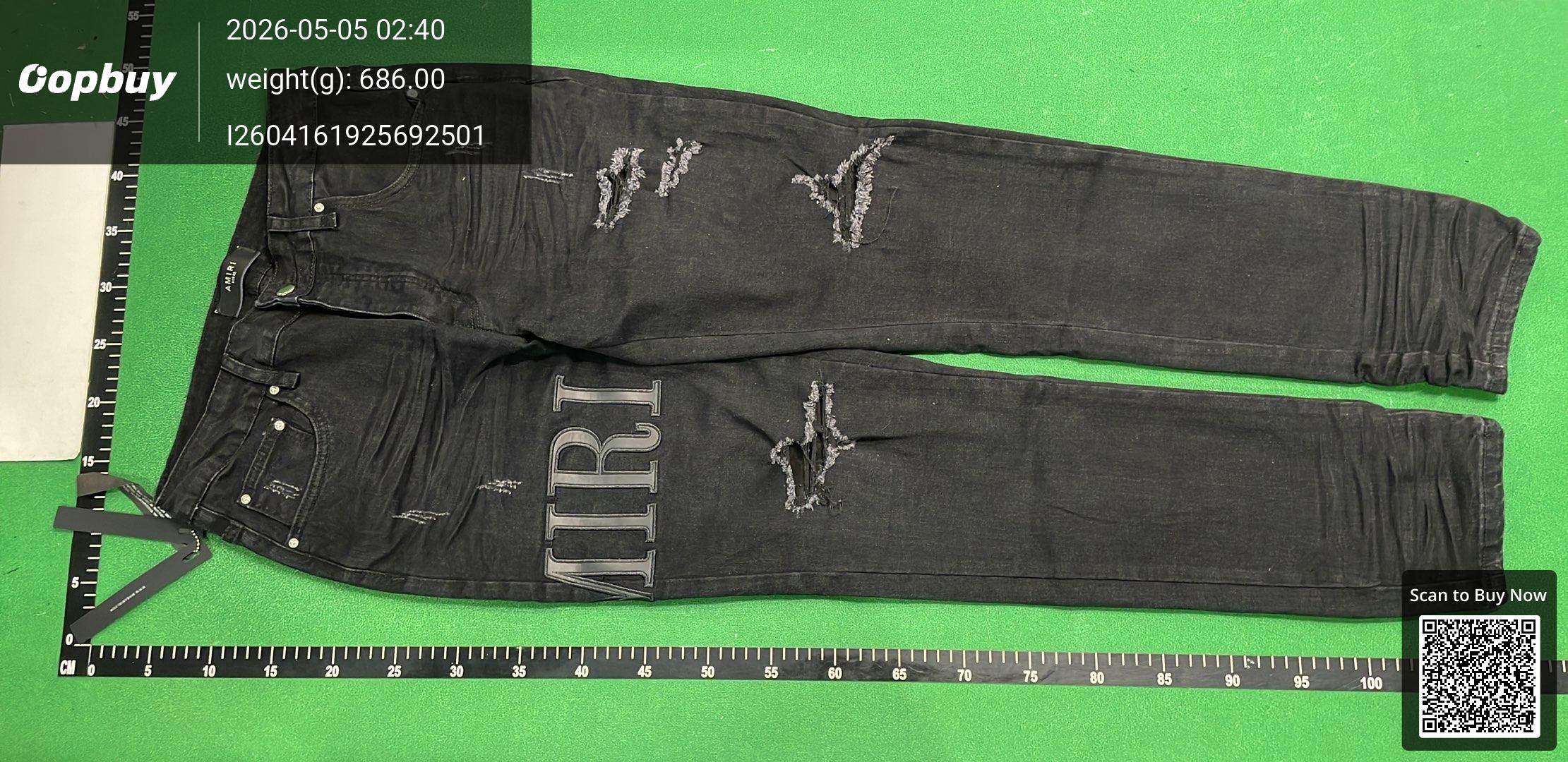 Foto QC 3 de Amiri Jeans Logo Distressed Washed Black