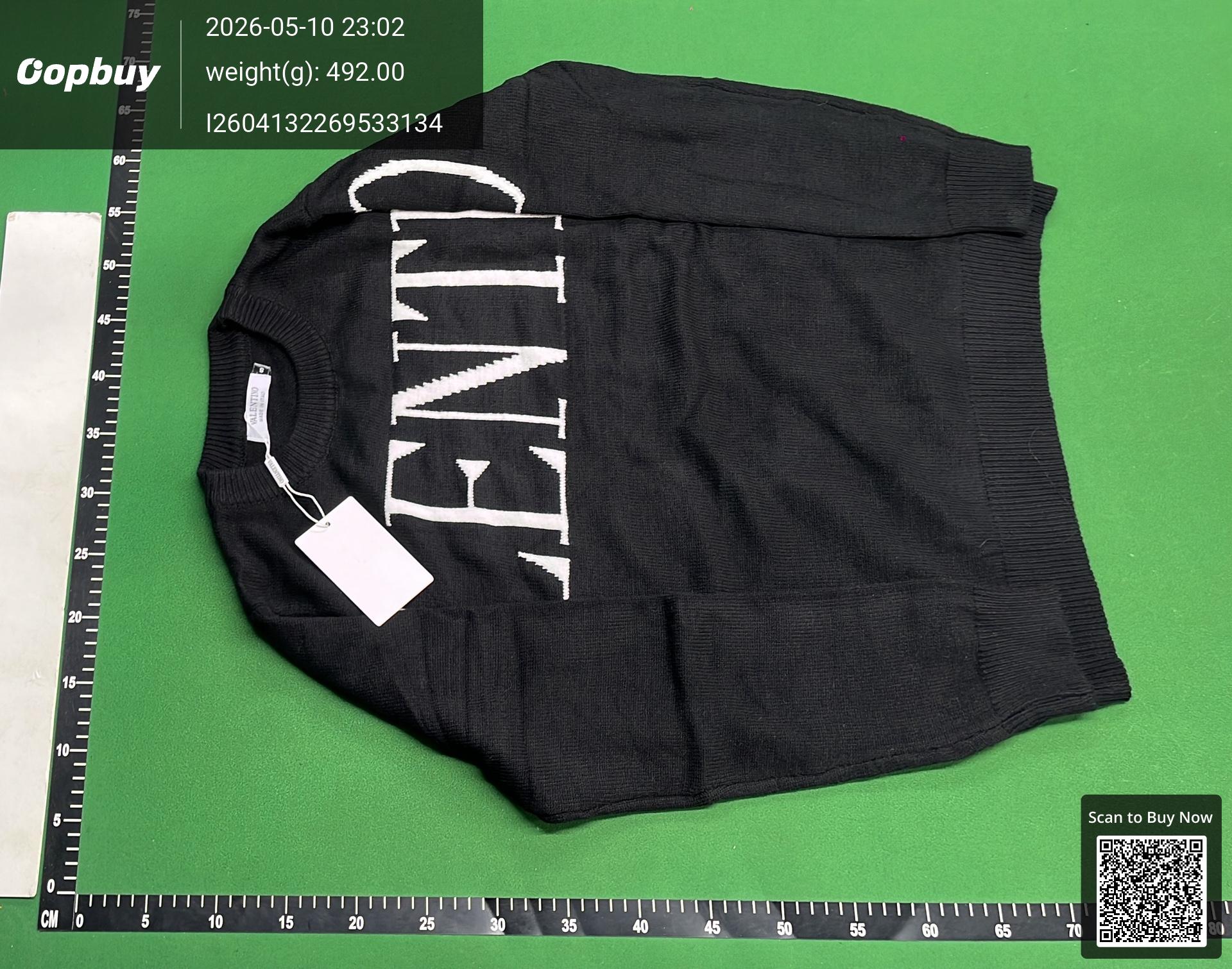Foto QC 8 de Givenchy x Disney Oswald the Lucky Rabbit Crewneck Sweater Logo Knit Grey