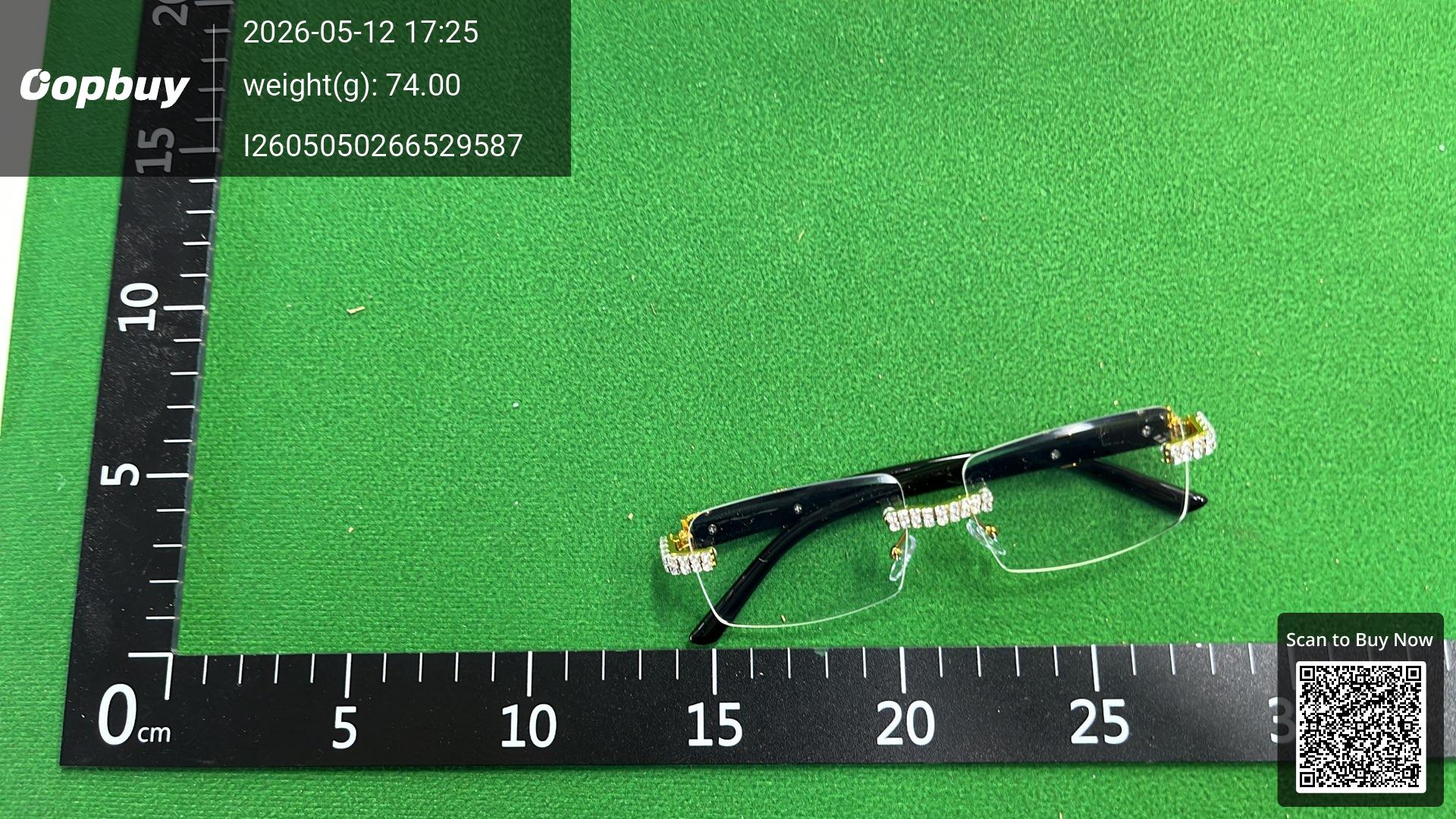 Foto QC 2 de Cartier Panthère Square-Frame Metal Sunglasses Gold Black Clear