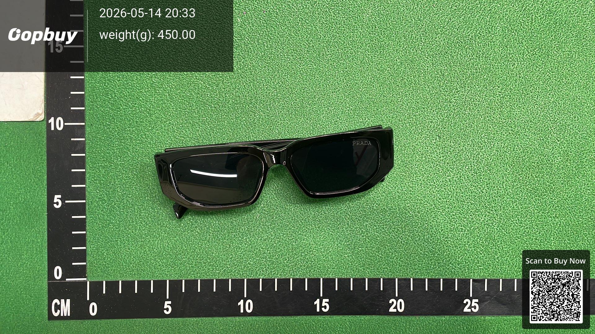 Foto QC 1 de Prada Symbole Rectangle Acetate Sunglasses Black Black (PR 17WS)
