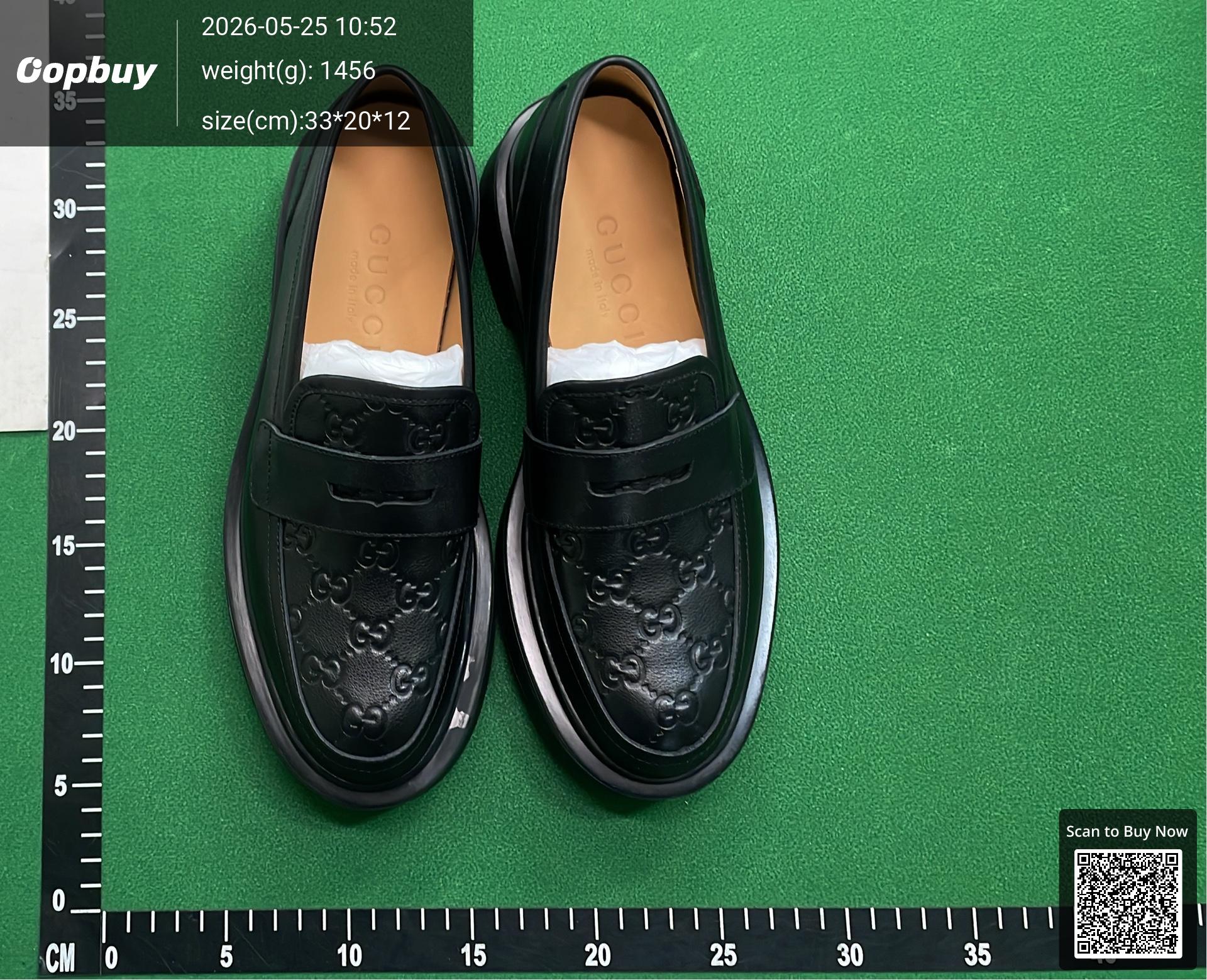Foto QC 6 de Loro Piana Summer Walk Suede Low LP Charms