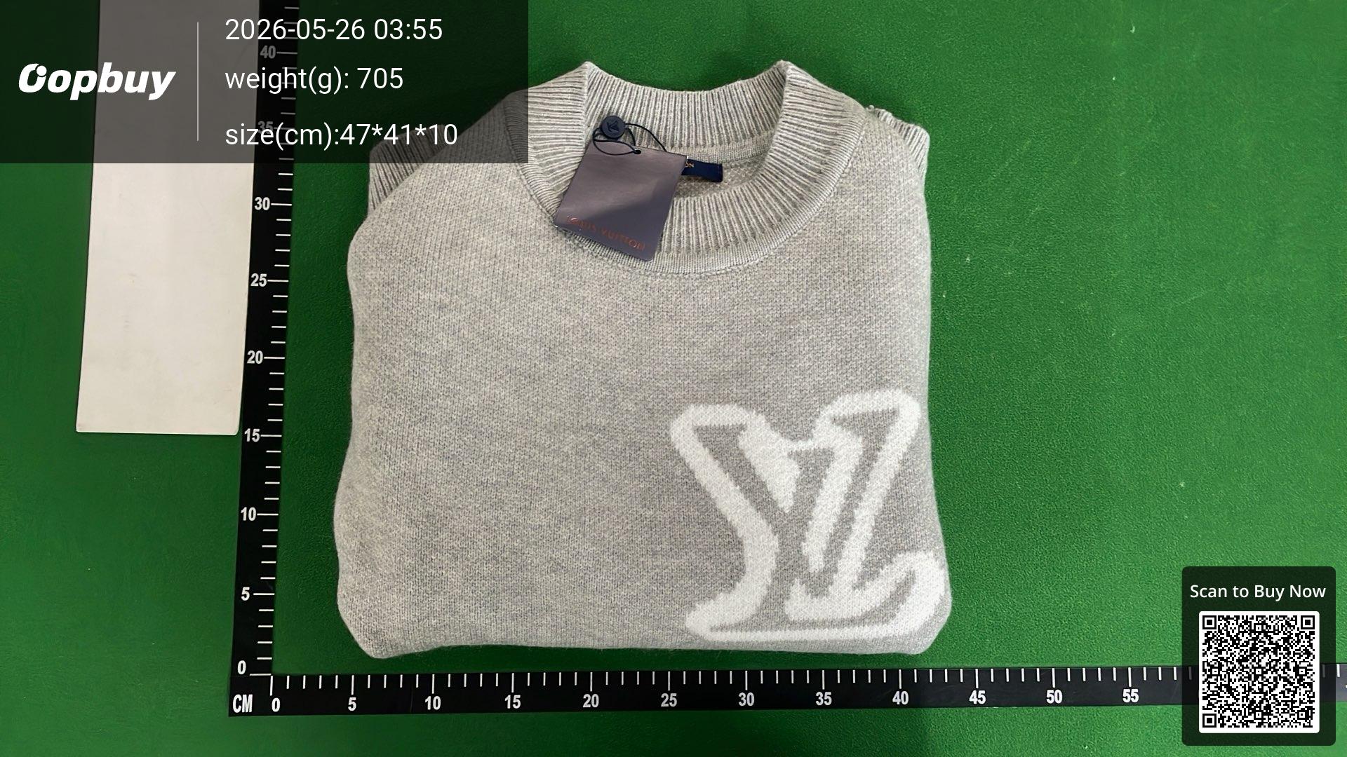 Foto QC 8 de Loewe Crewneck Sweater Anagram Pocket White