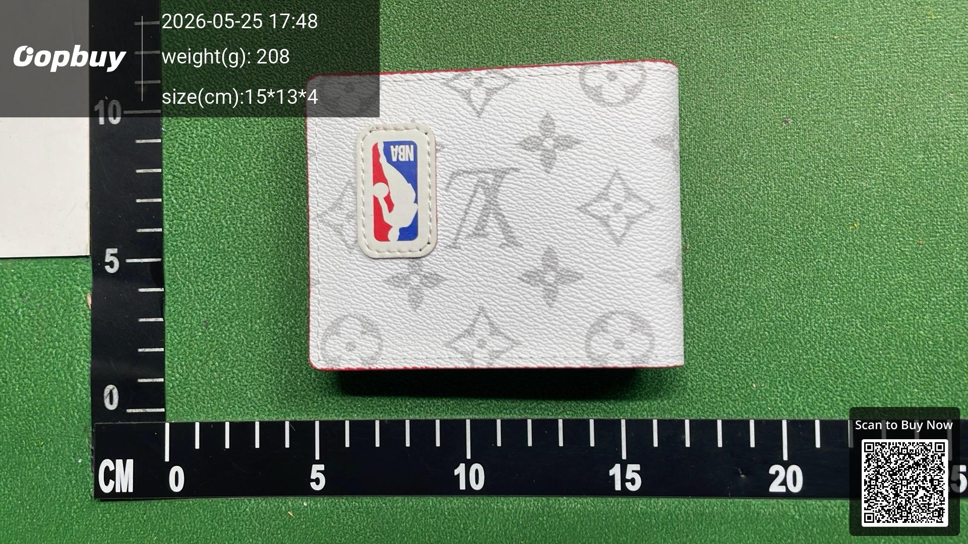 Foto QC 7 de Louis Vuitton NBA Multiple Wallet Monogram Brown