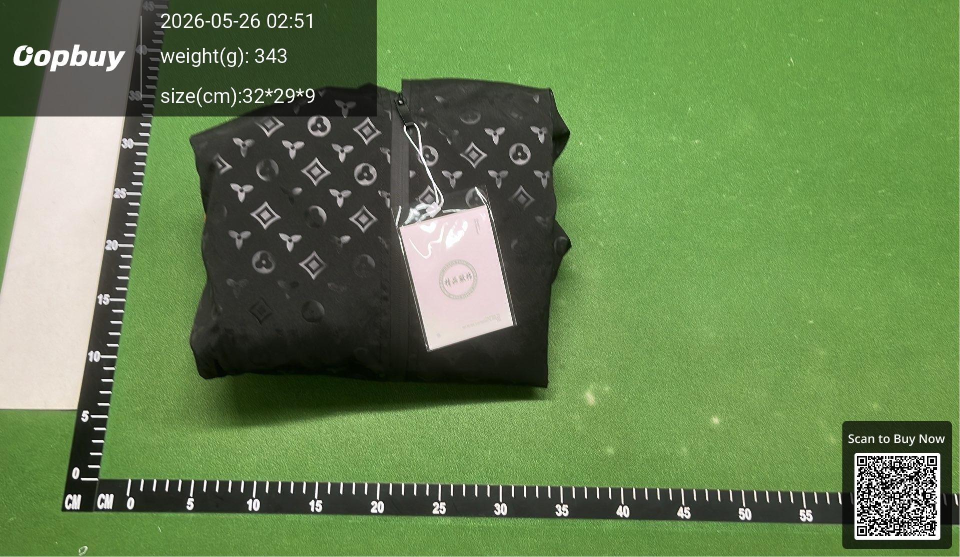 Foto QC 7 de Louis Vuitton Monogram Hooded Jacket Windbreaker Black