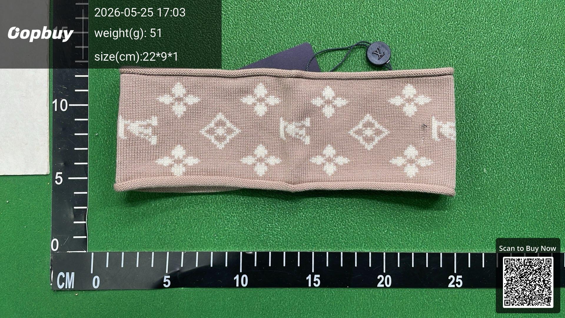 Foto QC 8 de Louis Vuitton Monogram Headband Beige