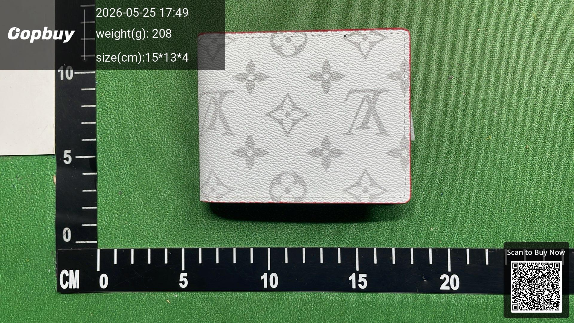 Foto QC 8 de Louis Vuitton NBA Multiple Wallet Monogram Brown