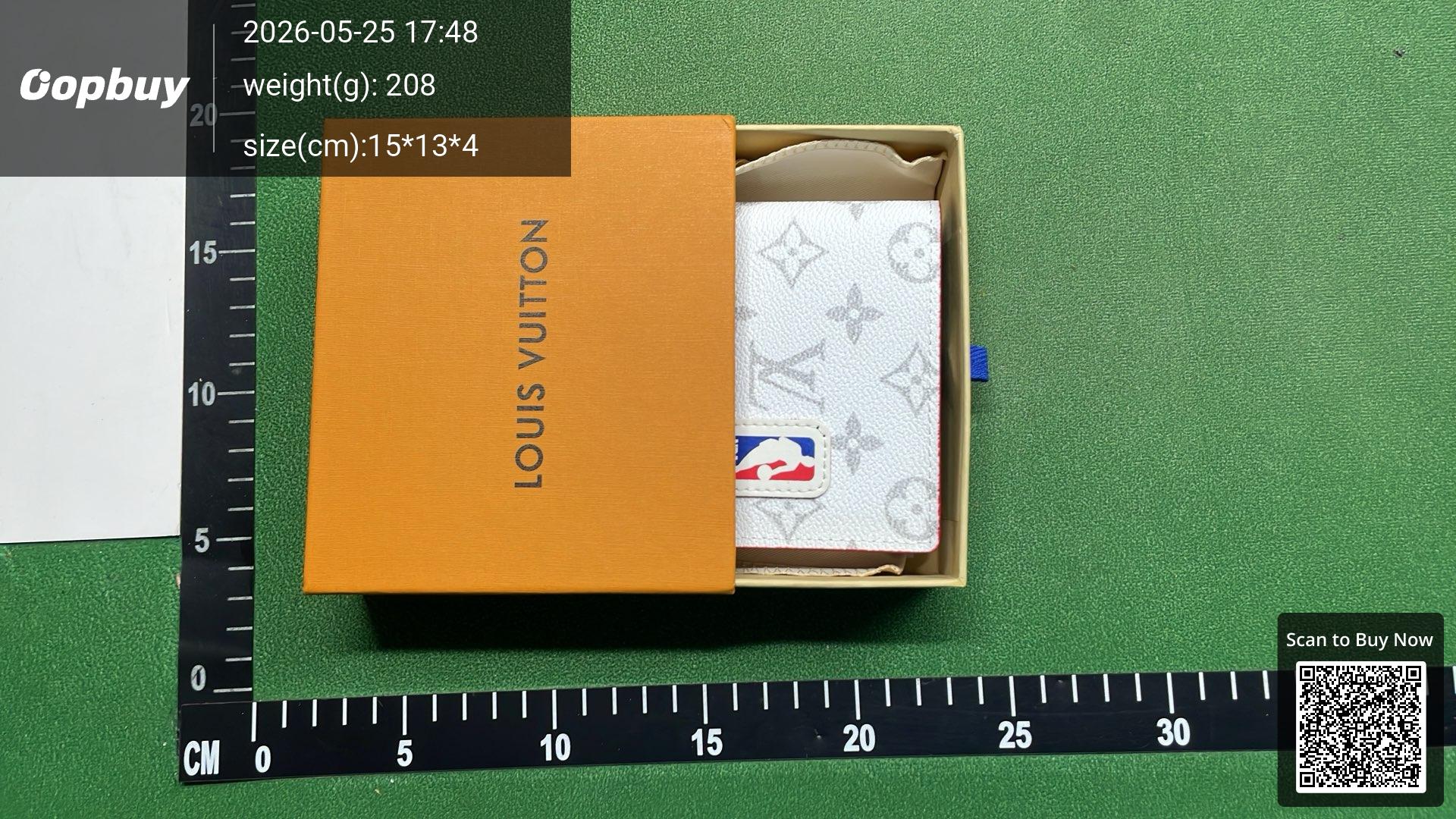 Foto QC 5 de Louis Vuitton NBA Multiple Wallet Monogram Brown