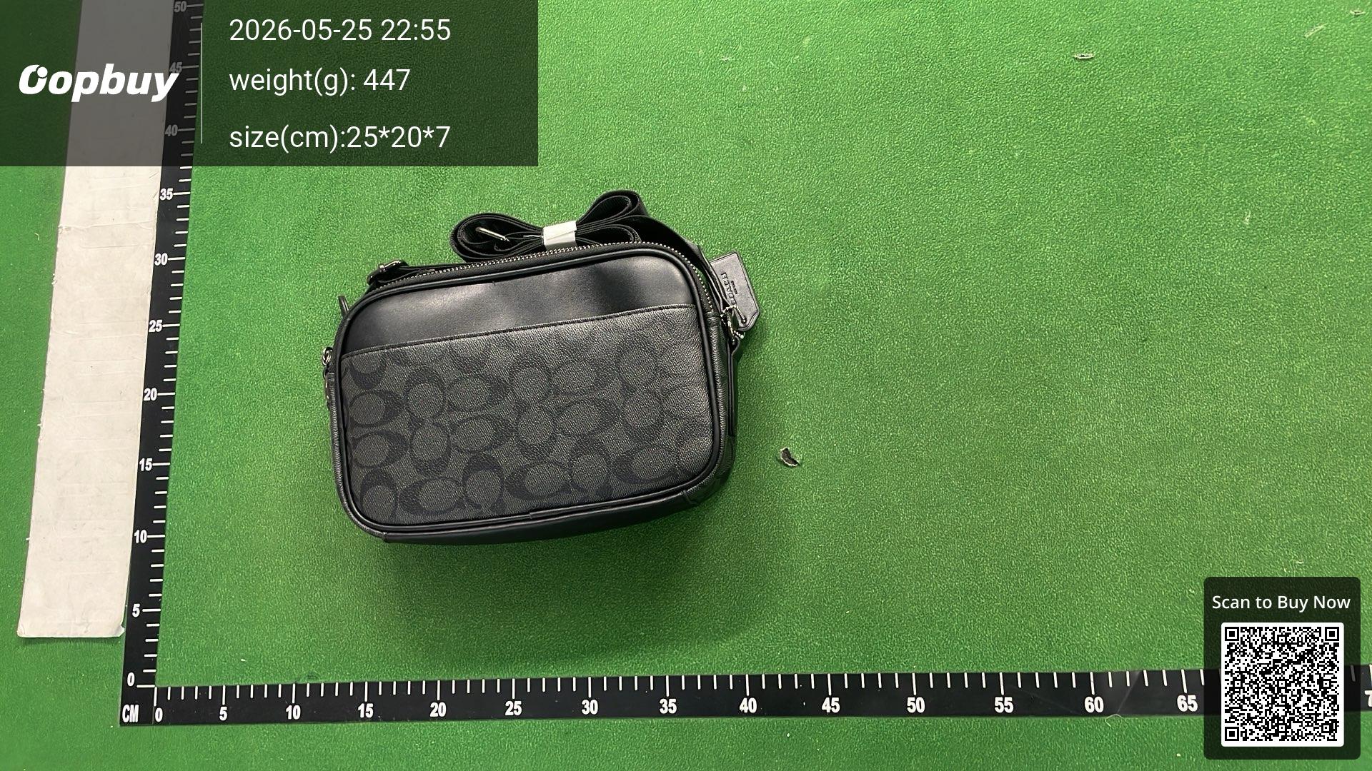 Foto QC 6 de Coach Graham Crossbody Charcoal Signature Canvas