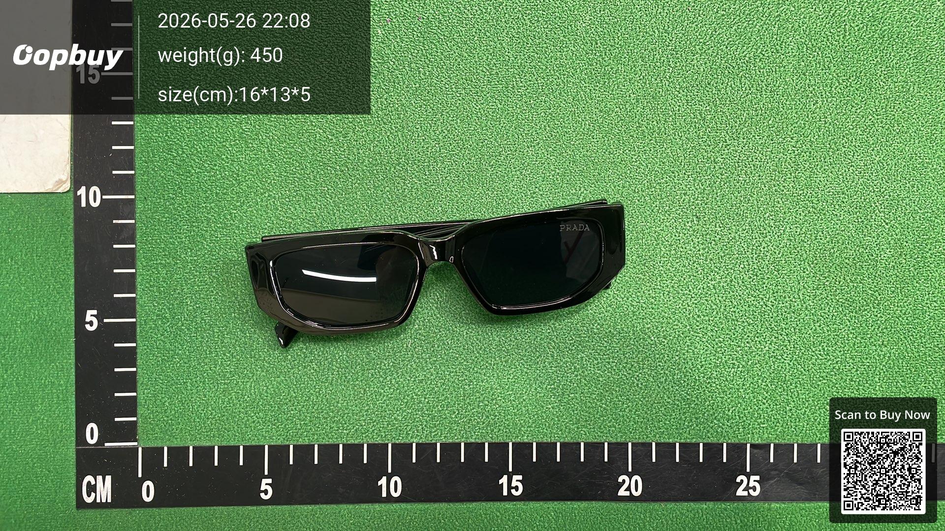 Foto QC 2 de Prada Symbole Rectangle Acetate Sunglasses Black Black (PR 17WS)