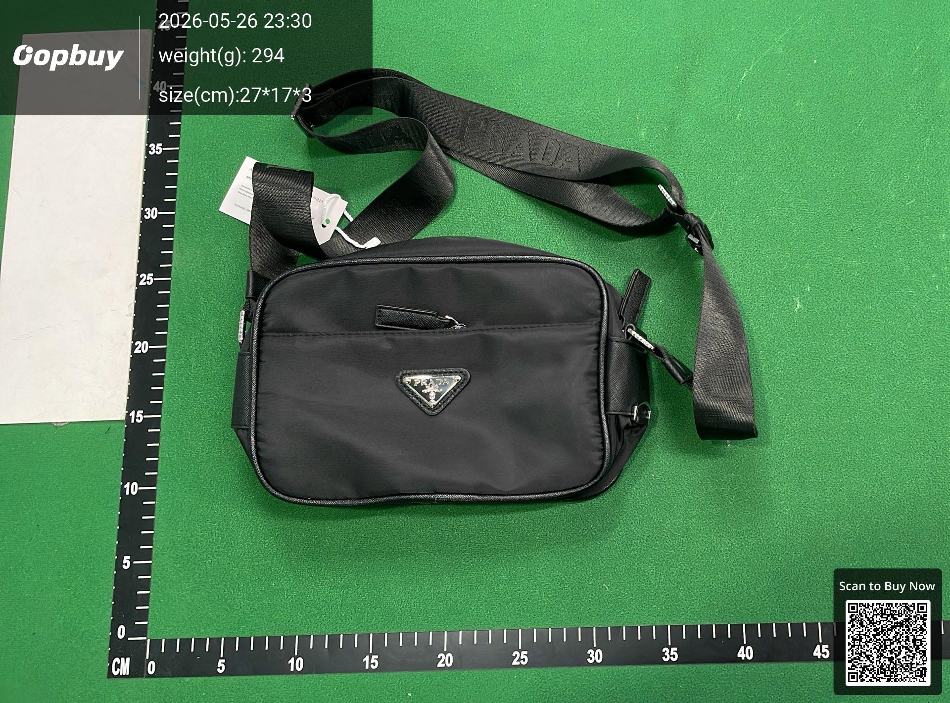 Foto QC 8 de Burberry Paddy Crossbody Bag Black Nylon