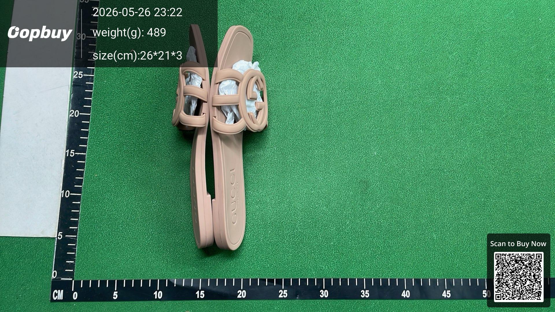 Foto QC 7 de Gucci Interlocking G Slide Sandal Rubber Pink