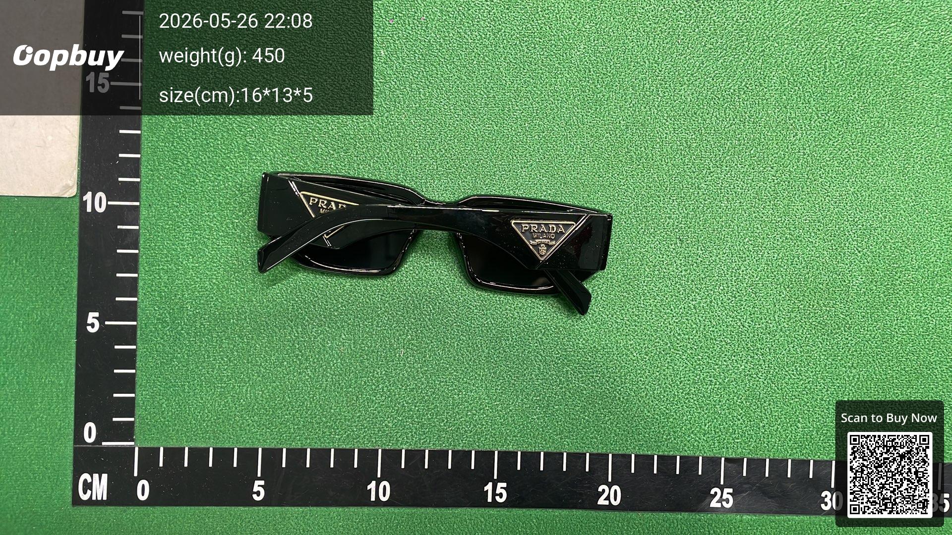 Foto QC 3 de Prada Symbole Rectangle Acetate Sunglasses Black Black (PR 17WS)