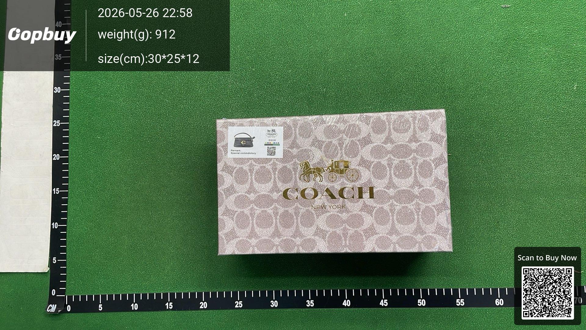 Foto QC 7 de Coach Tabby Shoulder Bag 26 Pebble Leather Taupe