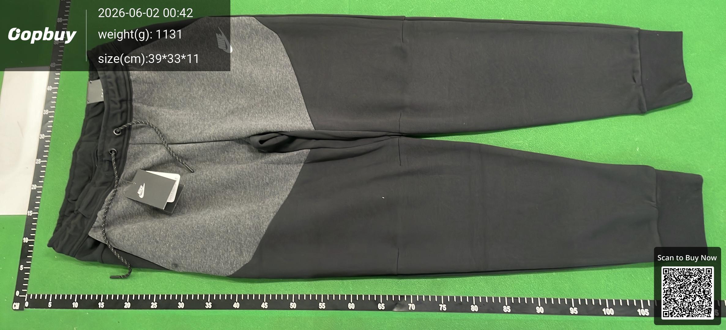 Foto QC 4 de Nike Central Cee Tech Fleece Jacket Full-Zip Black Rose Gold