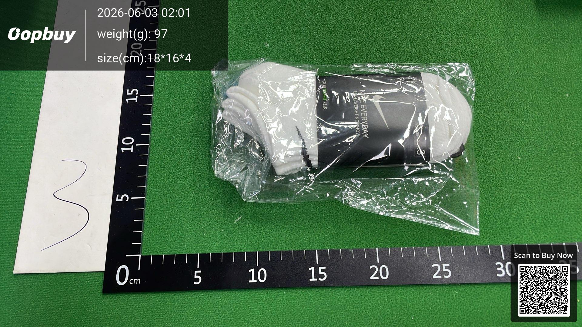 Foto QC 2 de Nike Everyday Crew Socks Lightweight Dri-FIT White