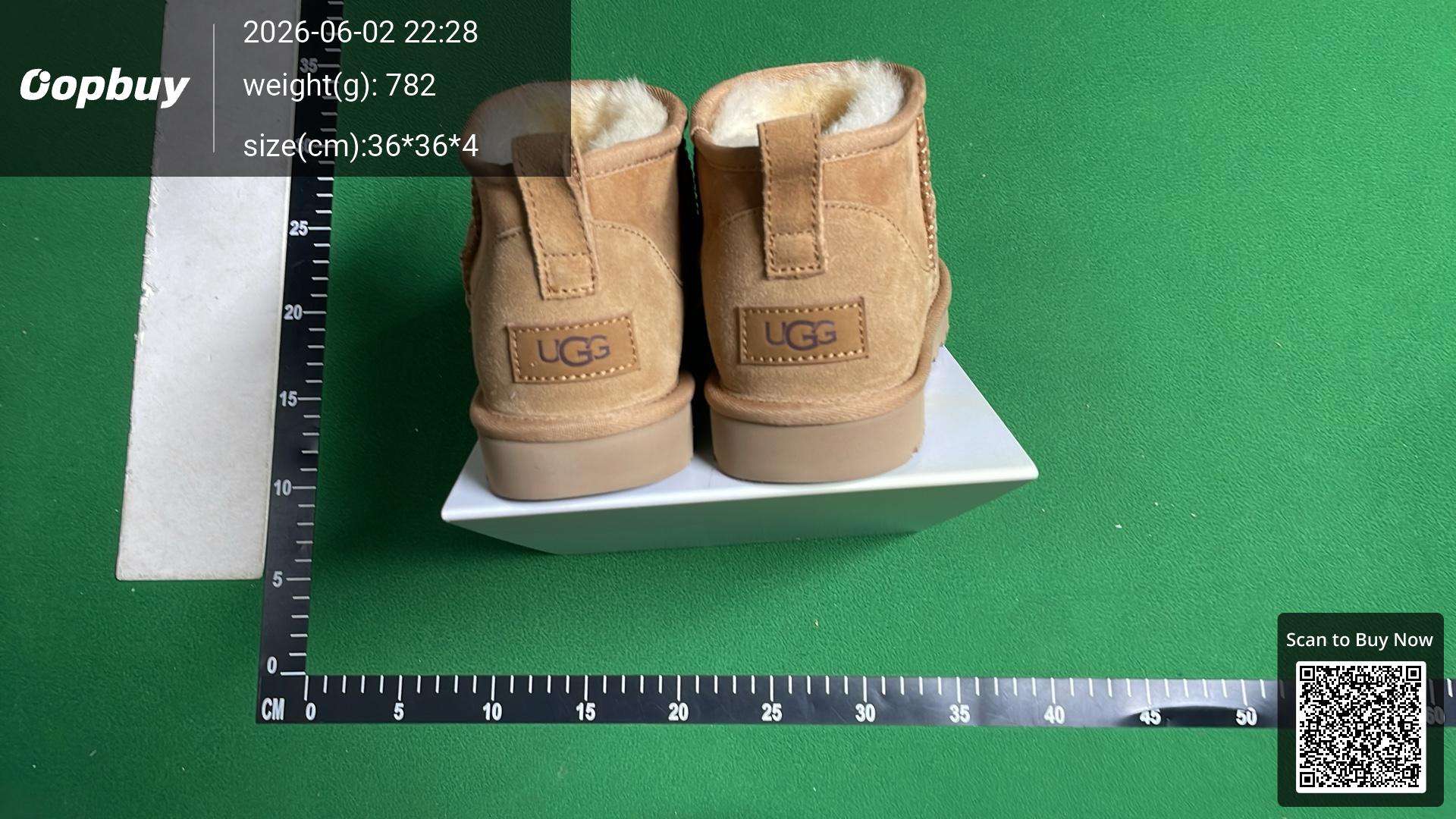 Foto QC 6 de UGG Classic Ultra Mini Sheepskin Suede Chestnut