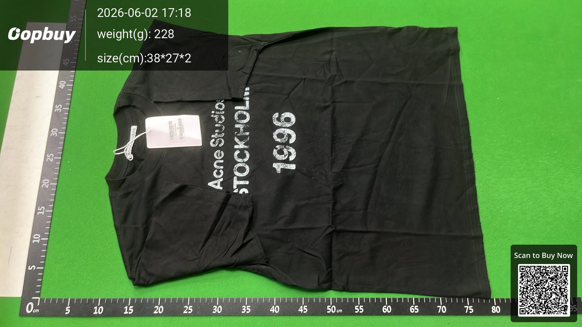 Foto QC 2 de Acne Studios T-shirt Stockholm 1996 Logo Black