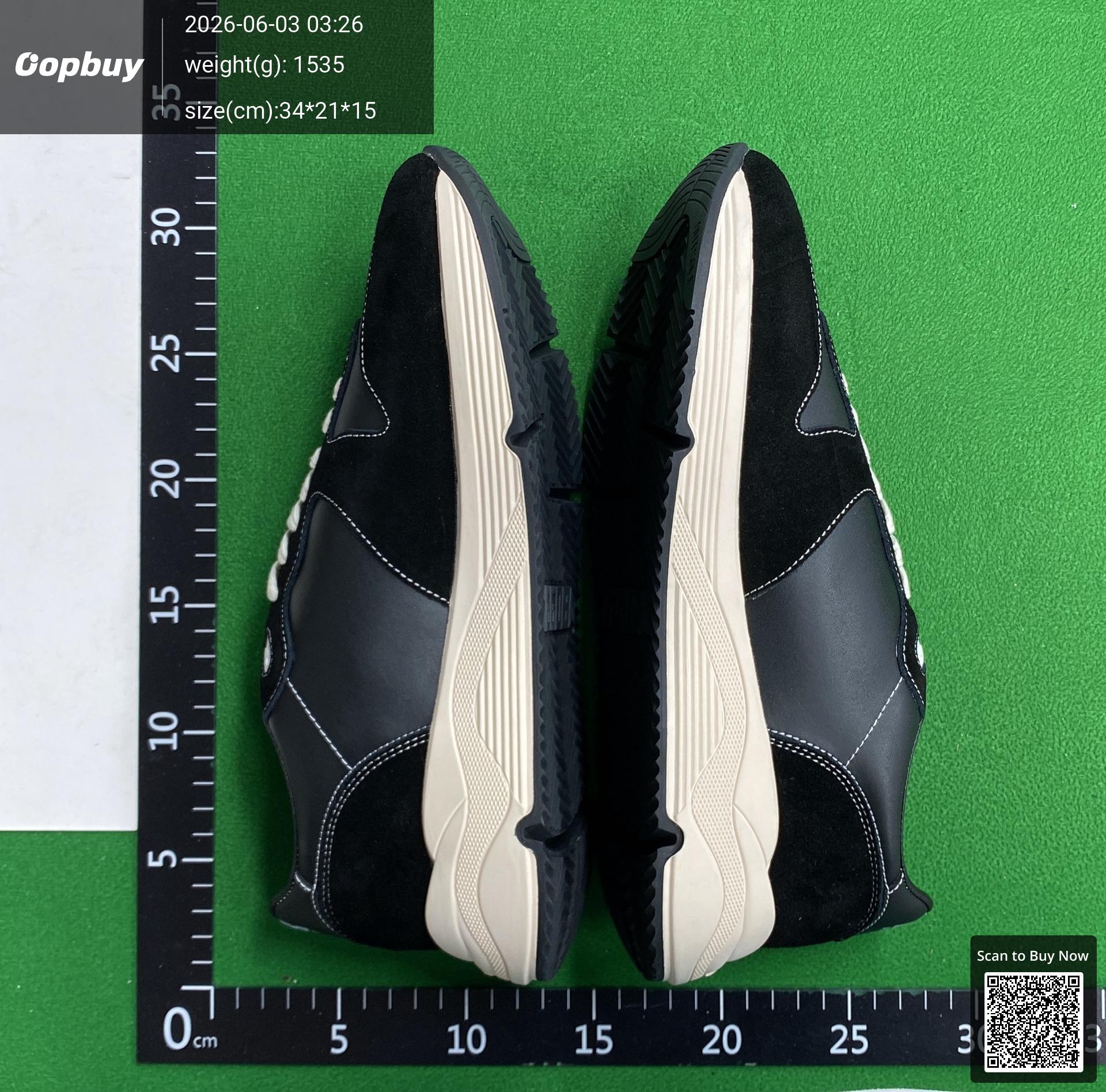 Foto QC 4 de Golden Goose Running Sole Low Black White GMF00126.F003775.90352