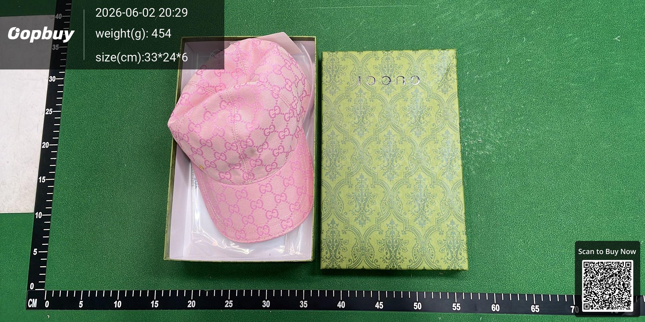 Foto QC 6 de Gucci Original GG Canvas Cap Pink