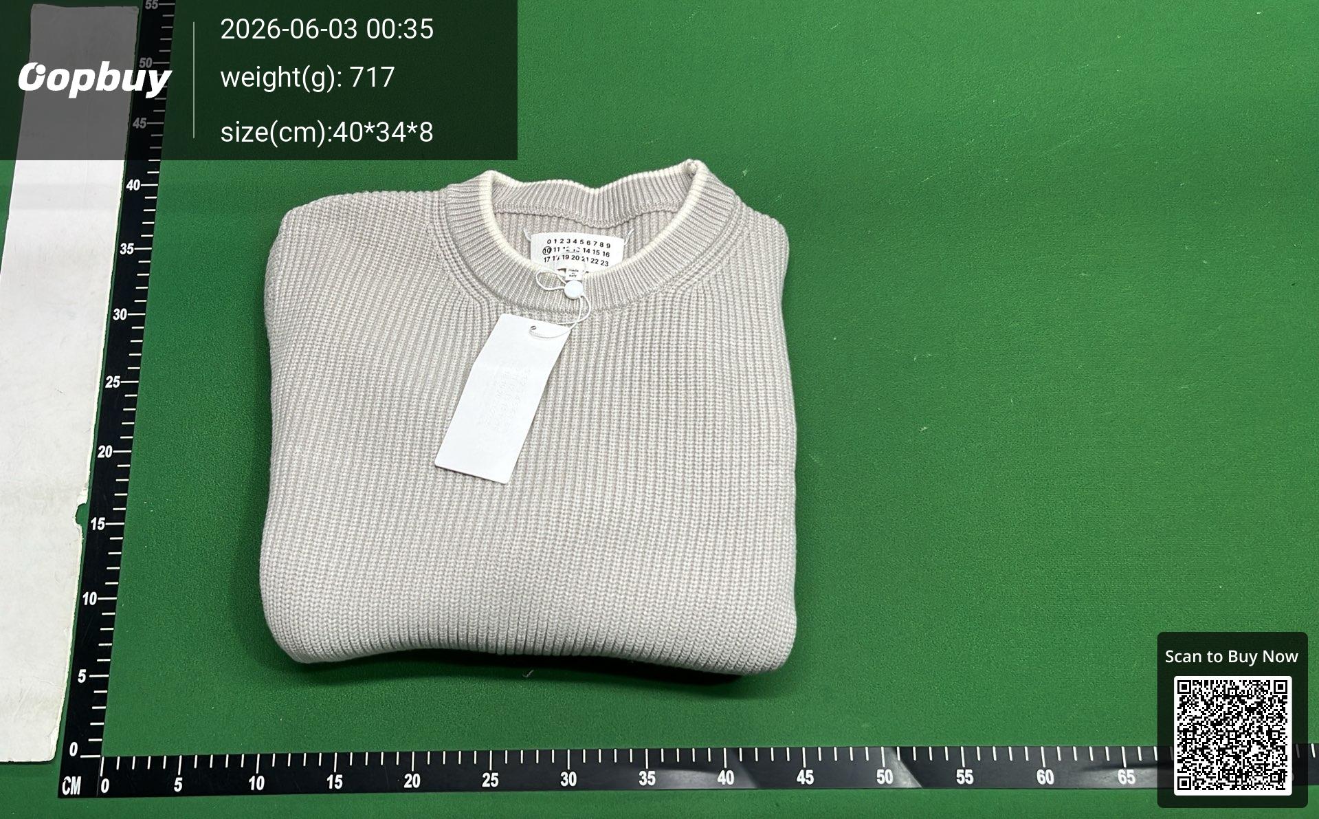 Foto QC 7 de Maison Margiela Crewneck Sweater Ribbed Wool Grey