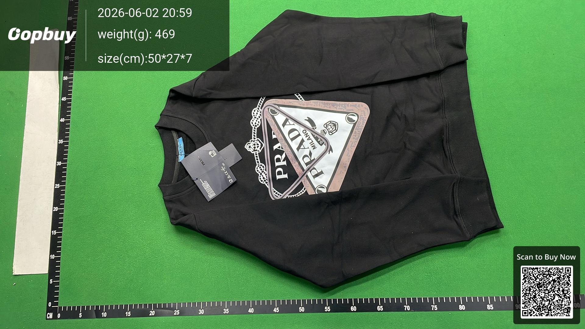 Foto QC 4 de Prada Crewneck Sweater Metal Triangle Logo Black