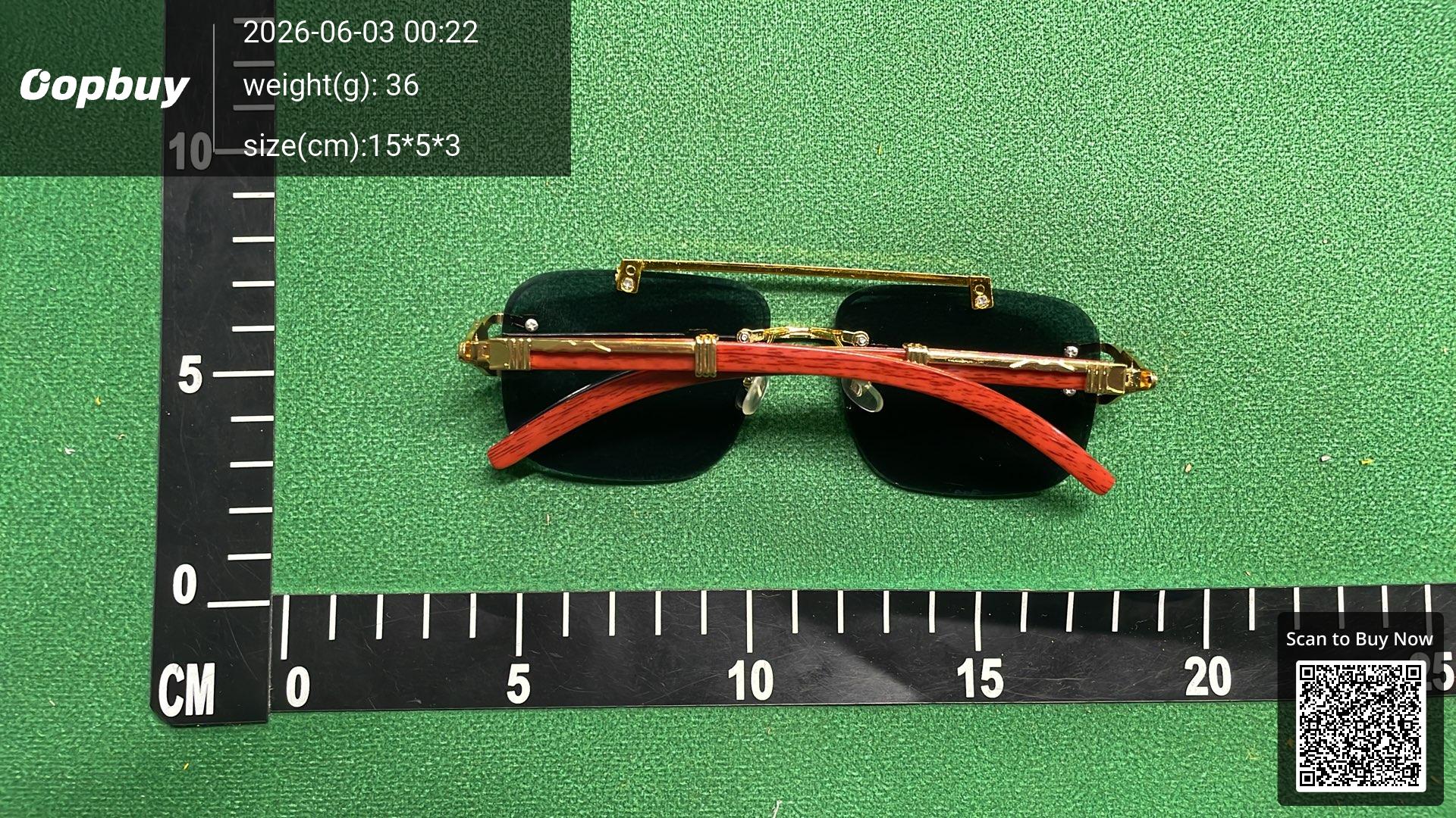 Foto QC 3 de Cartier Panthère Square-Frame Metal and Wood Sunglasses Gold Brown Blue