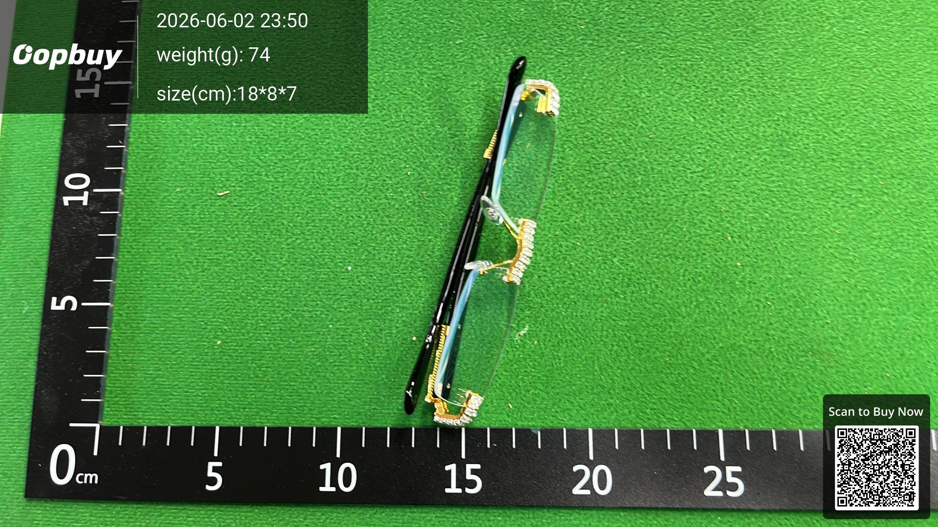Foto QC 5 de Cartier Panthère Square-Frame Metal Sunglasses Gold Black Clear