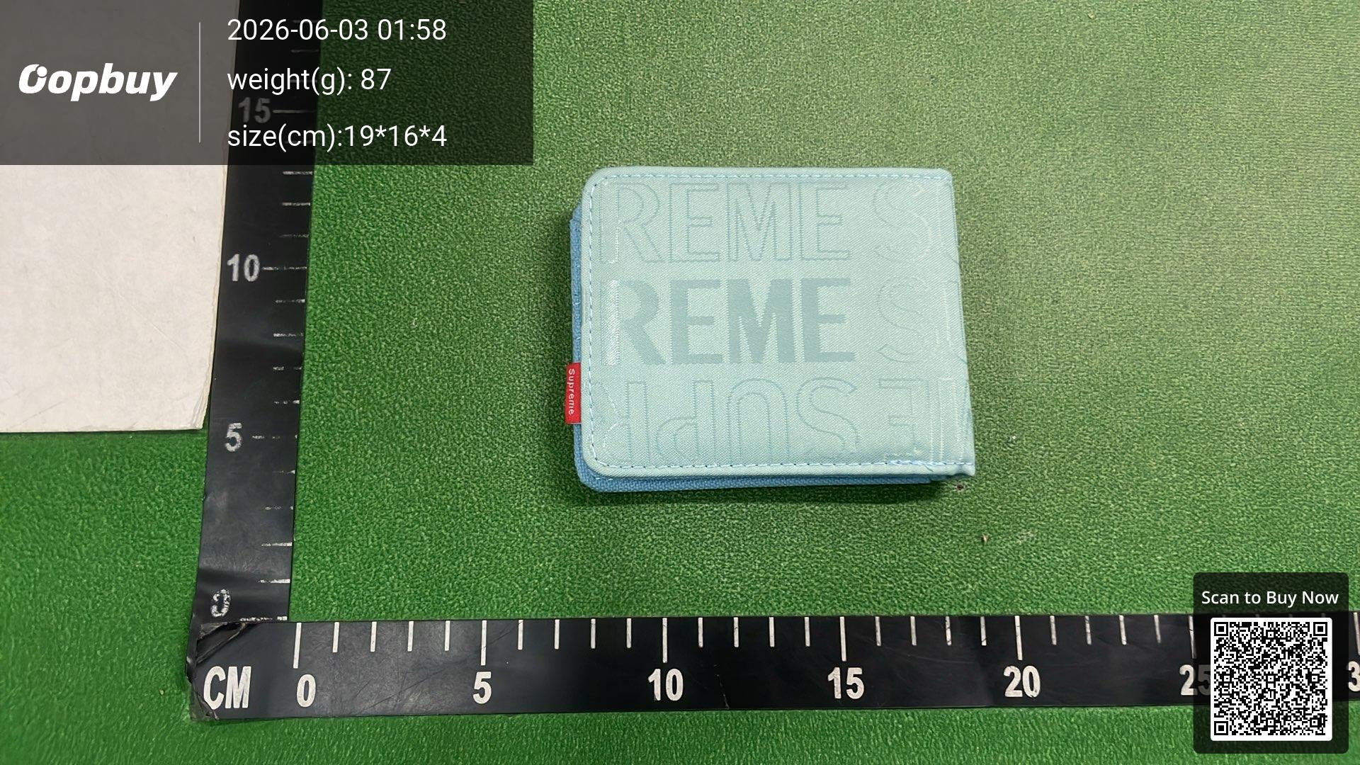 Foto QC 6 de Supreme Embroidered Logo Bifold Wallet Black