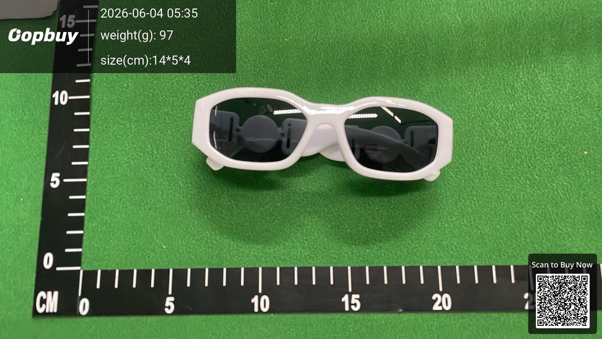 Foto QC 7 de Versace Medusa Biggie Acetate Sunglasses Pink Grey Gradient (VE4361)