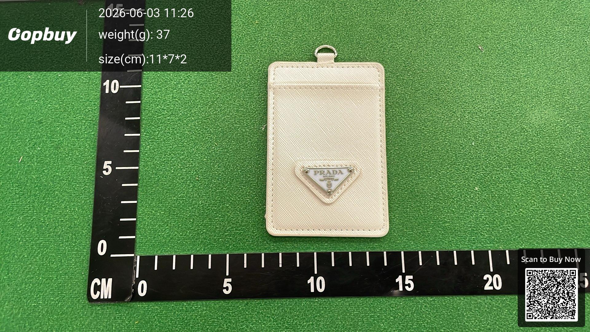 Foto QC 4 de Prada Triangle Logo Badge Holder Saffiano Leather Black