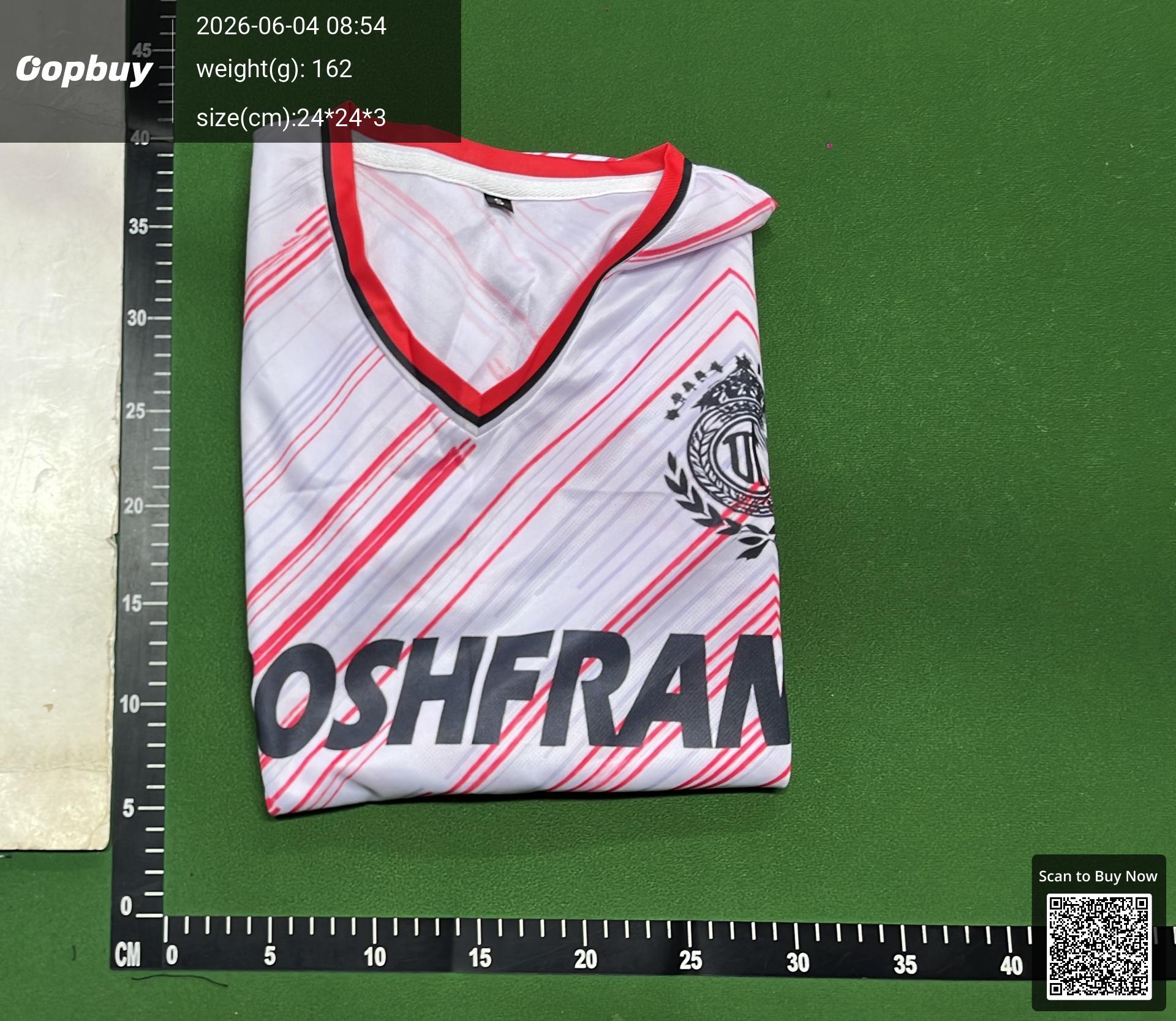 Foto QC 4 de Scuffers Tarifa T-shirt Pink Crest Logo Charcoal