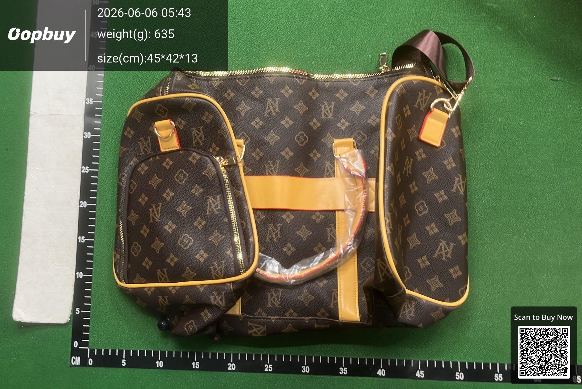 Foto QC 1 de Other Travel Duffle Bag Large Grey Geometric Print