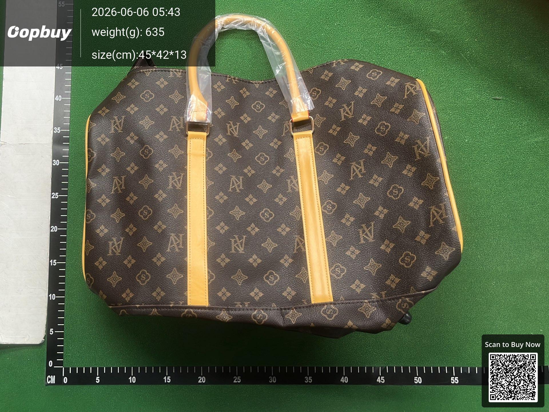 Foto QC 2 de Other Travel Duffle Bag Large Grey Geometric Print