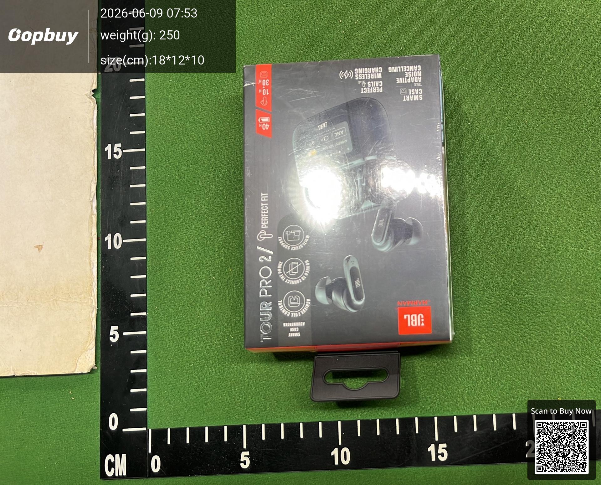 Foto QC 3 de JBL Tour Pro 2 Smart Charging Case Champagne