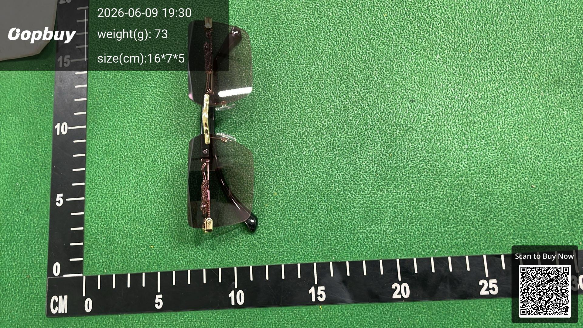 Foto QC 3 de Other Square-Frame Rimless Metal Sunglasses Gold Clear