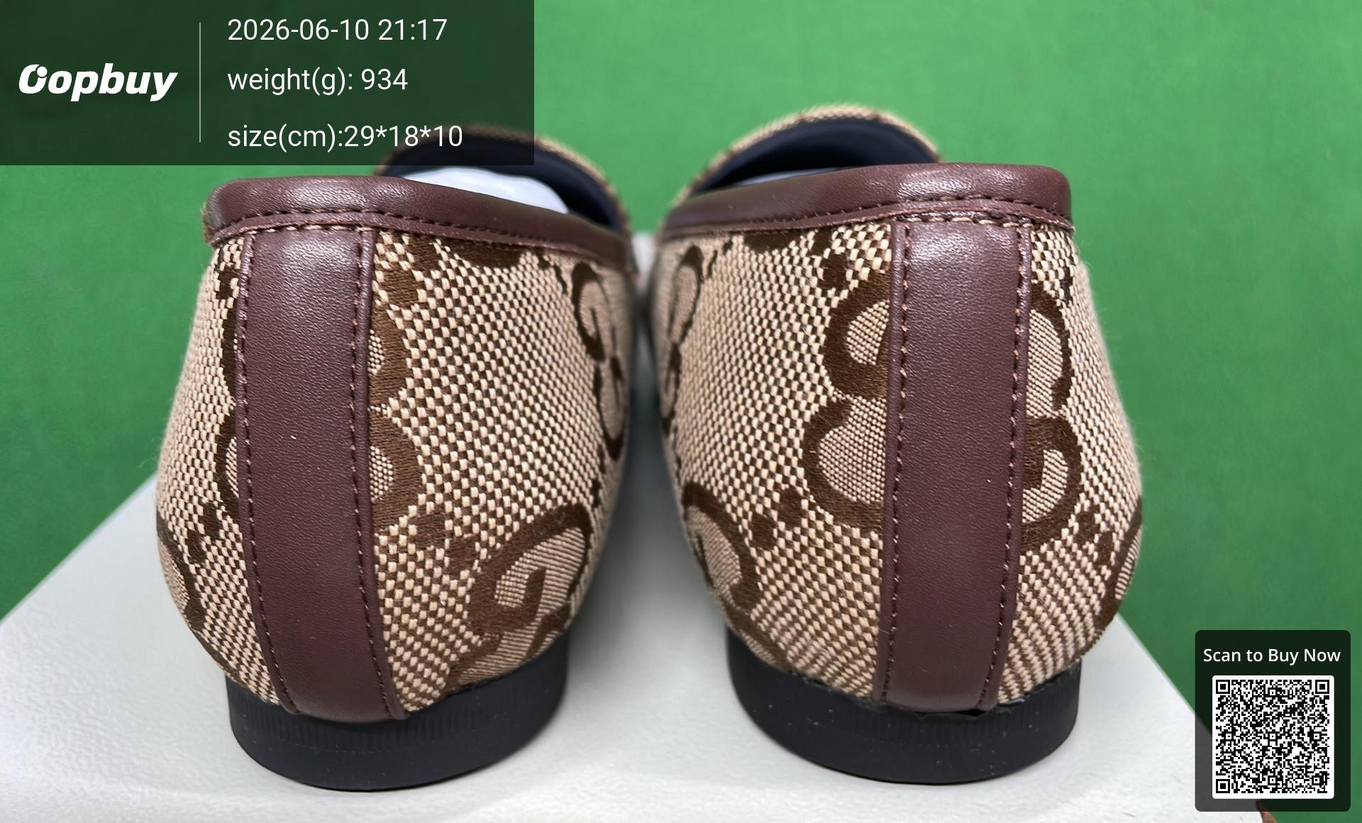 Foto QC 3 de Gucci Jordaan Canvas Loafers Jumbo GG Horsebit