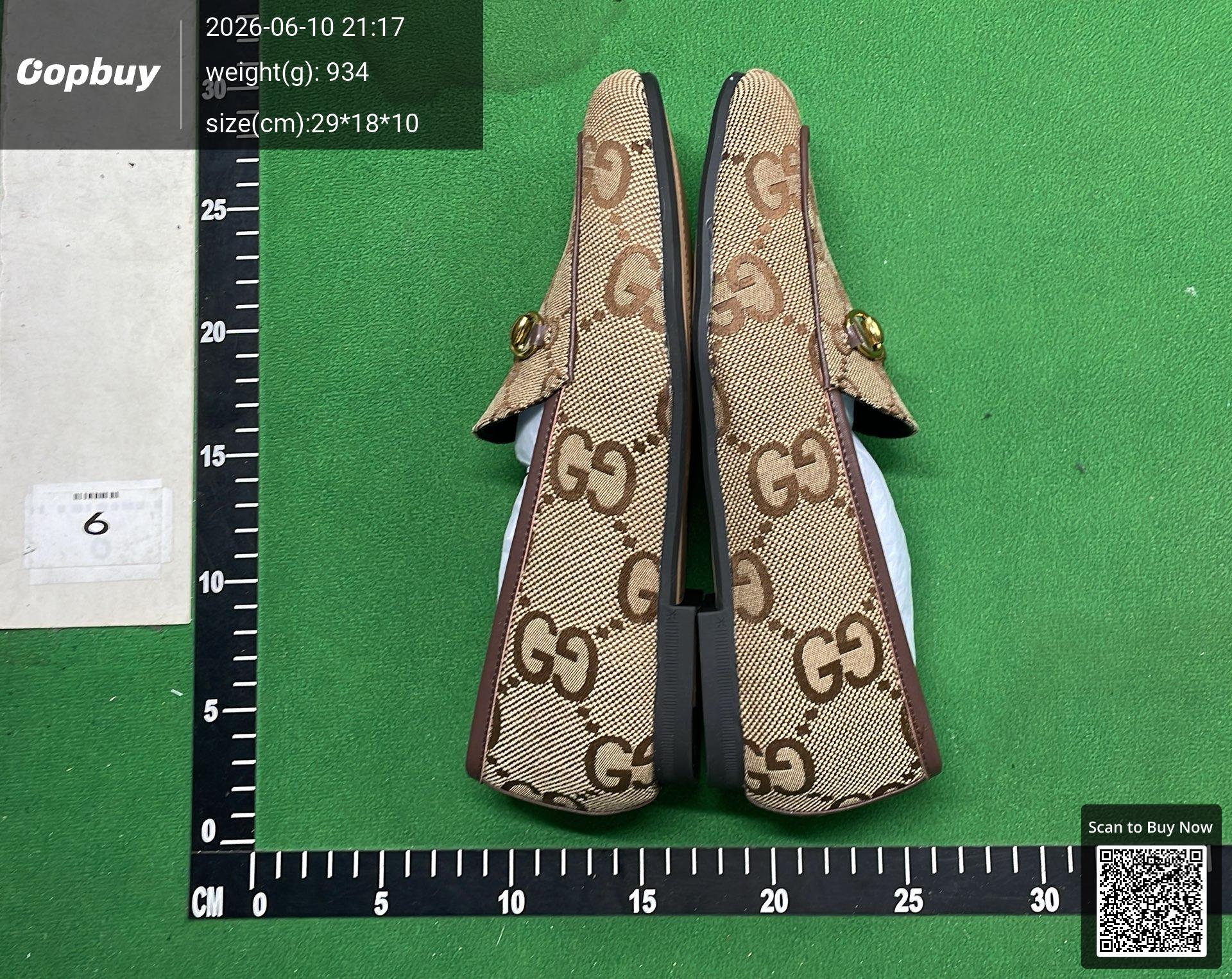 Foto QC 5 de Gucci Jordaan Canvas Loafers Jumbo GG Horsebit