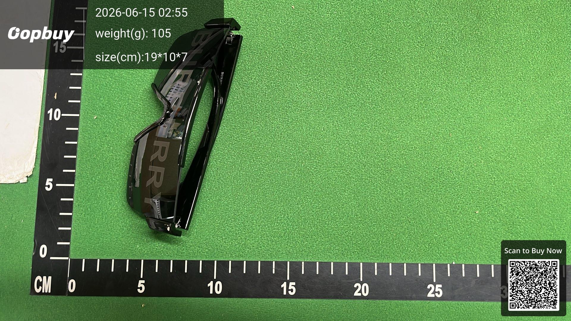 Foto QC 3 de Burberry Shield Acetate Sunglasses Black Gold (BE4291)