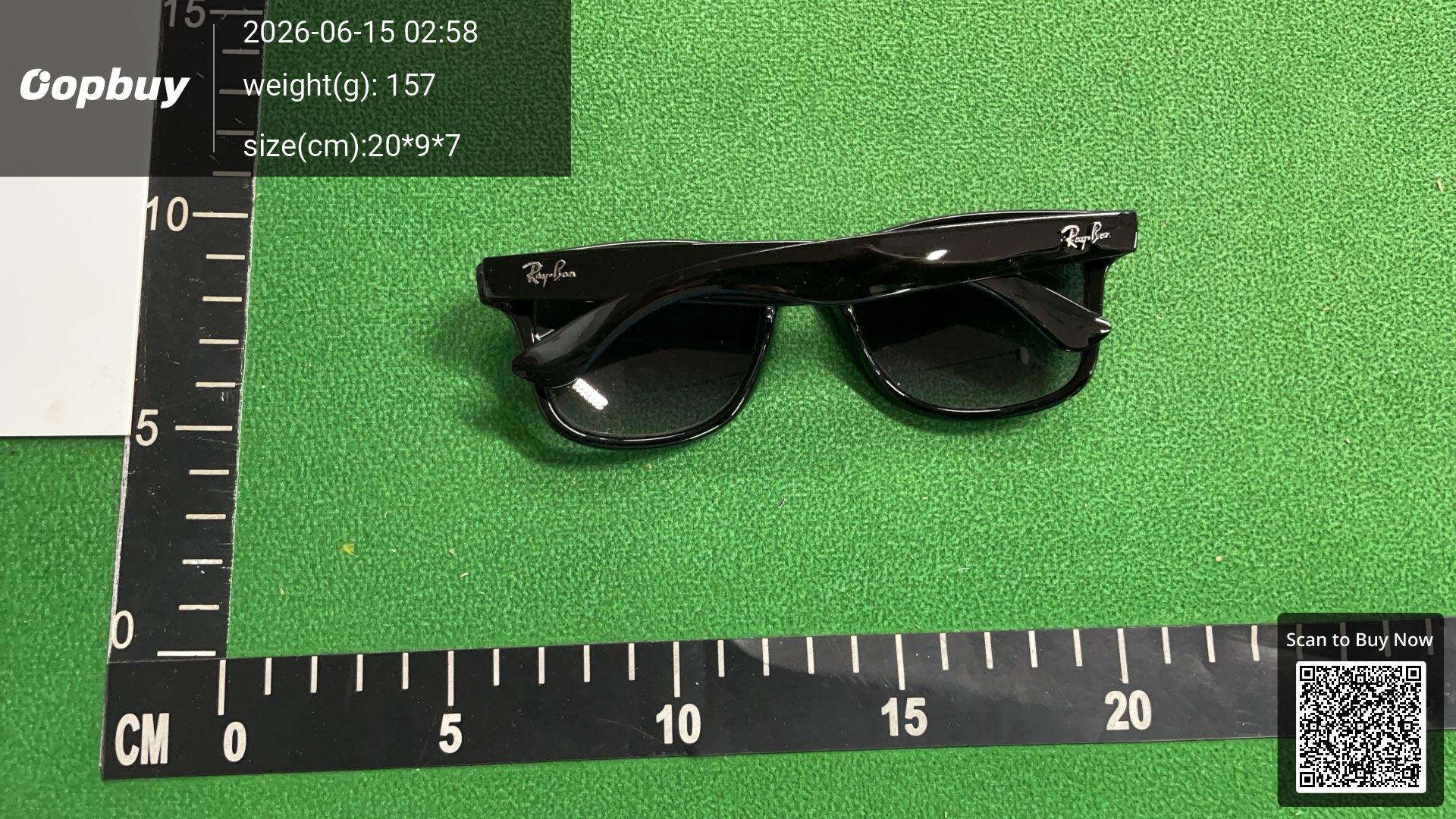 Foto QC 8 de Ray-Ban Wayfarer Acetate Sunglasses Black Black (RB2140)